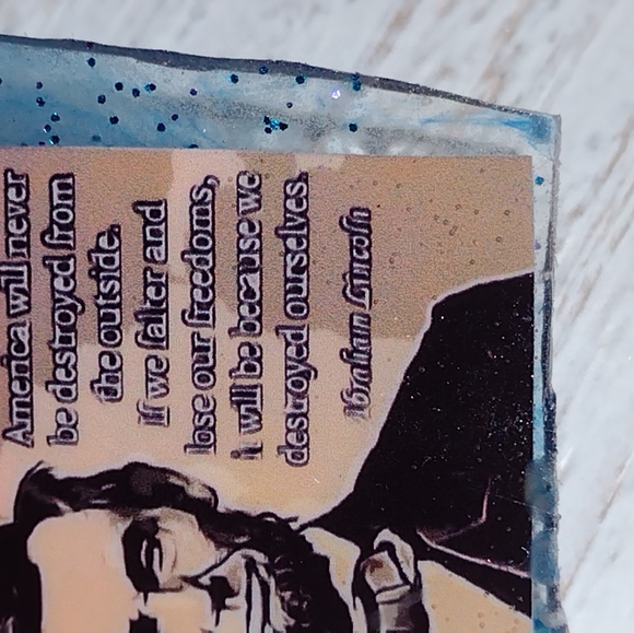 ABE LINCOLN DESIGNER PIN - Picture 2 of 4